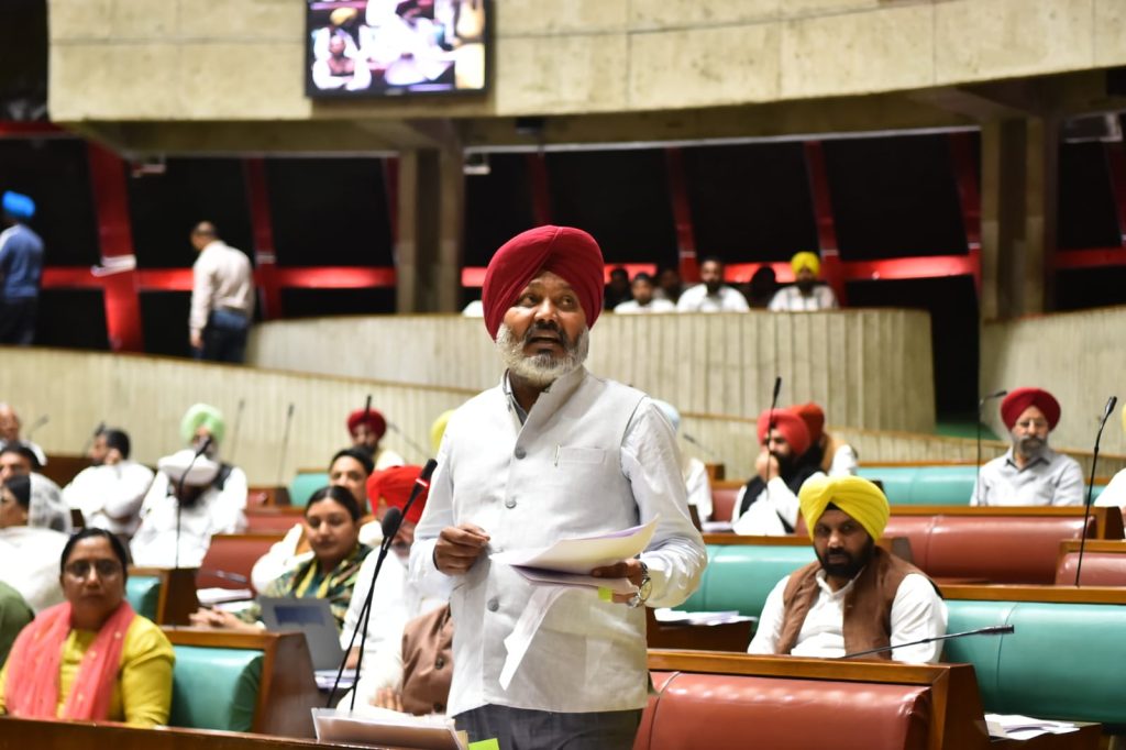 ਪੰਜਾਬ ਦੇ ਵਿੱਤ ਮੰਤਰੀ ਐਡਵੋਕੇਟ ਹਰਪਾਲ ਸਿੰਘ ਚੀਮਾ