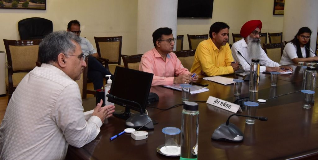 ਨਰਮਾ ਕਿਸਾਨਾਂ ਨੂੰ 15 ਅਪਰੈਲ ਤੋਂ ਨਹਿਰੀ ਪਾਣੀ ਮਿਲੇਗਾ: ਵਿਜੈ ਕੁਮਾਰ ਜੰਜੂਆ