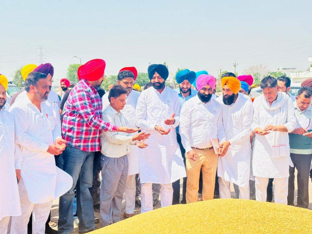 ਕੈਬਨਿਟ ਮੰਤਰੀ ਲਾਲਜੀਤ ਸਿੰਘ ਭੁੱਲਰ ਨੇ ਪੱਟੀ ਦੀਆਂ ਮੰਡੀਆਂ ਵਿੱਚ ਕਣਕ ਦੀ ਖ਼ਰੀਦ ਸ਼ੁਰੂ ਕਰਵਾਈ