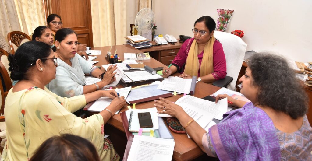 ਆਂਗਨਵਾੜੀ ਜਥੇਬੰਦੀ ਵੱਲੋਂ ਸਮਾਜਿਕ ਸੁਰੱਖਿਆ, ਇਸਤਰੀ ਤੇ ਬਾਲ ਵਿਕਾਸ ਮੰਤਰੀ ਨਾਲ ਮੰਗਾਂ ਸਬੰਧੀ ਮੀਟਿੰਗ