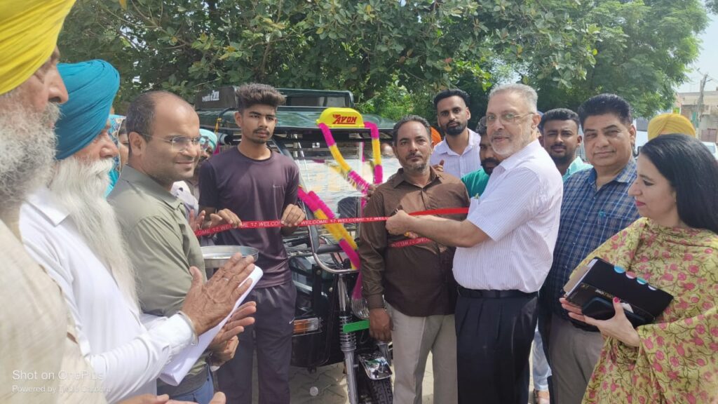 ਡਾ. ਬਲਬੀਰ ਸਿੰਘ ਵੱਲੋਂ ਸਰਕਾਰ ਤੁਹਾਡੇ ਦੁਆਰ ਤਹਿਤ ਆਮ ਲੋਕਾਂ ਦੀਆਂ ਮੁਸ਼ਕਿਲਾਂ ਦਾ ਨਿਪਟਾਰਾ