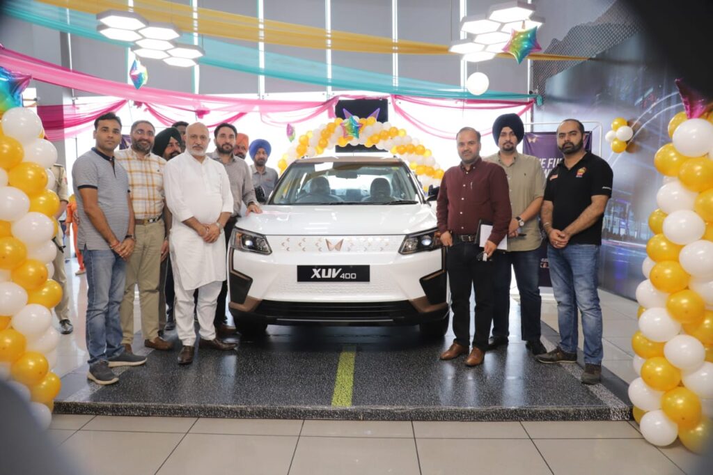 ਰਾਜ ਵਹੀਕਲਜ ਪ੍ਰਾਈਵੇਟ ਲਿਮਟਿਡ ਨੇ ਮਹਿੰਦਰਾ ਦੀ ਇਲੈਕਟ੍ਰਿਕ ਮਹਿੰਦਰਾ ਐਕਸ.ਯੂ.ਵੀ. 400 ਕੀਤੀ ਲਾਂਚ