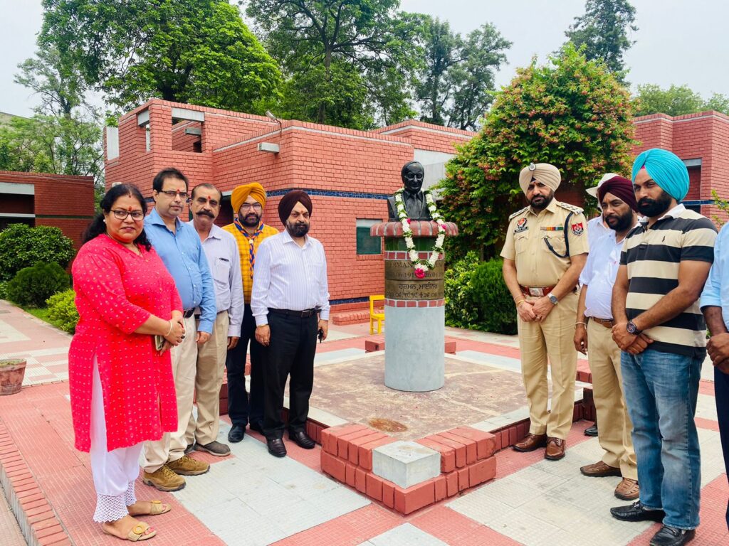 ਪੰਜਾਬ ਰਾਜ ਕਾਨੂੰਨੀ ਸੇਵਾਵਾਂ ਅਥਾਰਟੀ ਦੇ ਮੈਂਬਰ ਸਕੱਤਰ ਵੱਲੋਂ ਐਸ.ਓ.ਐਸ. ਚਿਲਡਰਨ ਵਿਲੇਜ ਦਾ ਦੌਰਾ