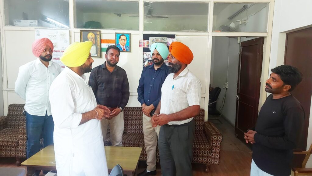 ਜੱਸੀ ਸੋਹੀਆਂ ਵਾਲਾ ਵੱਲੋਂ ਸਾਹਿਬਜ਼ਾਦਾ ਅਜੀਤ ਸਿੰਘ ਯੂਥ ਹੋਸਟਲ ਦਾ ਦੌਰਾ