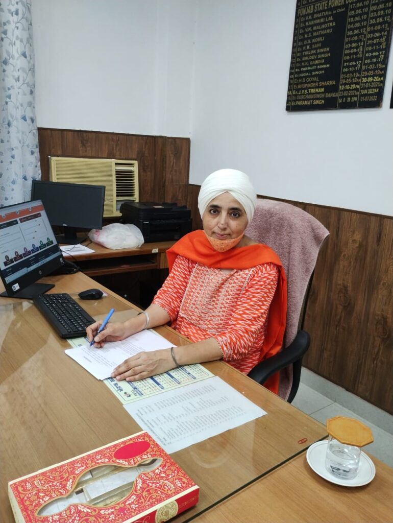 ਇੰਜ:ਹਰਮੋਹਨ ਕੌਰ ਨੇ ਪਾਵਰਕੌਮ ਦੇ ਮੁੱਖ ਇੰਜੀਨੀਅਰ/ ਏ ਆਰ ਆਰ ਤੇ ਟੀ ਼ਆਰ ਵਜੋਂ ਅਹੁਦਾ ਦਾ ਚਾਰਜ ਸੰਭਾਲਿਆ