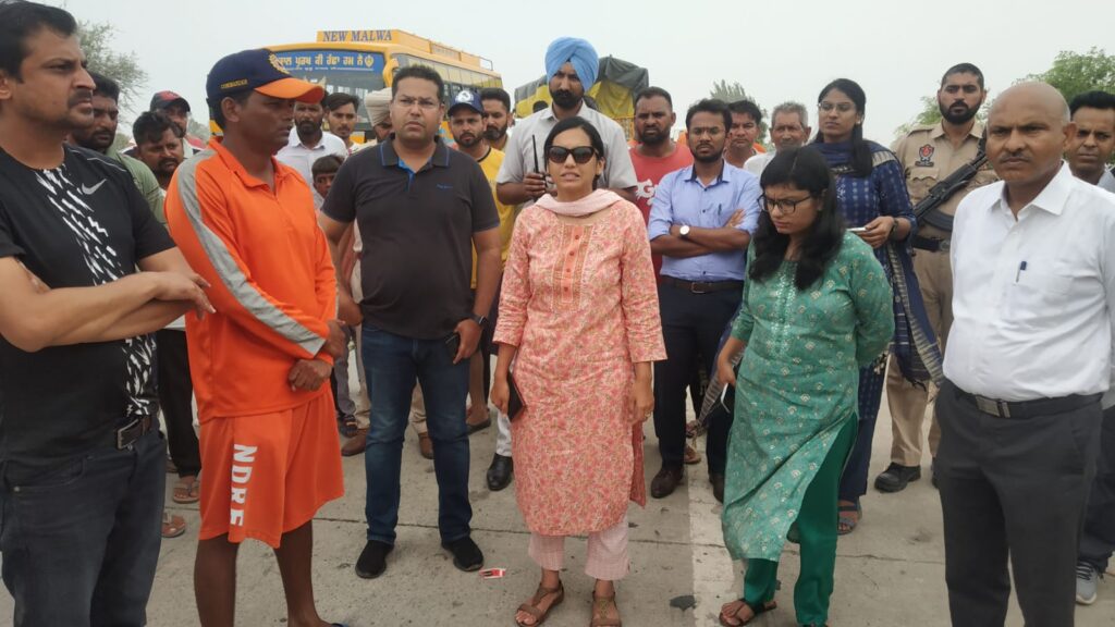 ਡਿਪਟੀ ਕਮਿਸ਼ਨਰ ਨੇ ਸਮਾਣਾ ਤੇ ਪਾਤੜਾਂ ਦੇ ਪਾਣੀ ਨਾਲ ਪ੍ਰਭਾਵਿਤ ਖੇਤਰਾਂ ਦਾ ਕੀਤਾ ਦੌਰਾ