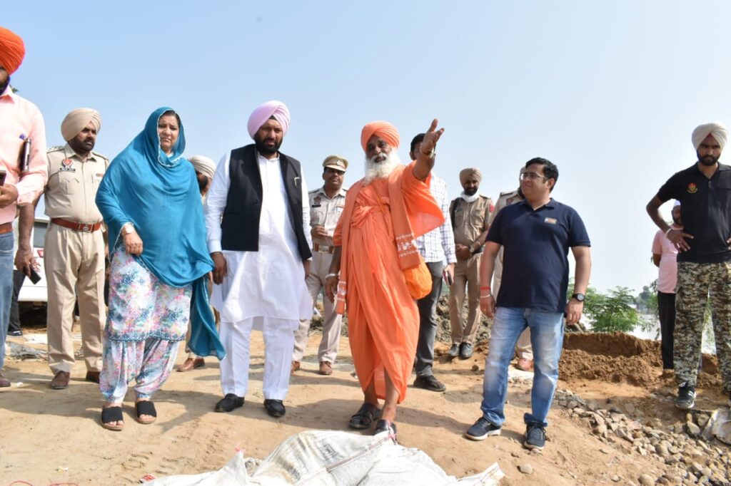 ਗੱਟਾ ਮੁੰਡੀ ਕਾਸੂ ਨੇੜੇ ਬੰਨ੍ਹ ’ਚ ਪਏ ਪਾੜ੍ਹ ਨੂੰ ਕੁਝ ਦਿਨਾਂ ’ਚ ਪੂਰ ਲਿਆ ਜਾਵੇਗਾ : ਬਲਕਾਰ ਸਿੰਘ