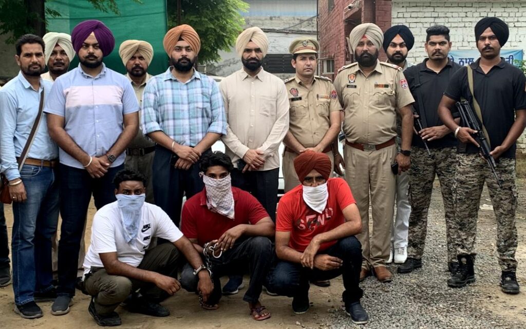 ਸੰਤੋਖ ਸਿੰਘ ਕਤਲ ਕੇਸ: ਏ.ਜੀ.ਟੀ.ਐਫ. ਨੇ ਮੋਗਾ ਪੁਲਿਸ ਨਾਲ ਮਿਲ ਕੇ ਗੋਪੀ ਡੱਲੇਵਾਲੀਆ ਗੈਂਗ ਦੇ ਤਿੰਨ ਸ਼ੂਟਰ ਕੀਤੇ ਗ੍ਰਿਫ਼ਤਾਰ