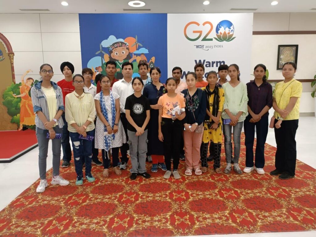 ਸਕੂਲ ਆਫ ਐਮੀਨੈਸ ਦੇ 18 ਵਿਦਿਆਰਥੀਆਂ ਸ੍ਰੀਹਰੀਕੋਟਾ ਲਈ ਰਵਾਨਾ : ਹਰਜੋਤ ਸਿੰਘ ਬੈਂਸ