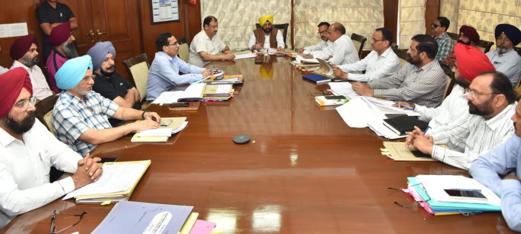 ਪੰਜਾਬ ਵੱਲੋਂ ਲੋਕ ਨਿਰਮਾਣ ਵਿਭਾਗ ਦੀਆਂ ਜਾਇਦਾਦਾਂ ਦੀ ਸਰਵੋਤਮ ਵਰਤੋਂ ਨੂੰ ਯਕੀਨੀ ਬਣਾਉਣ ਲਈ ਰਣਨੀਤੀ ਤਿਆਰ- ਹਰਭਜਨ ਸਿੰਘ ਈ.ਟੀ.ਓ