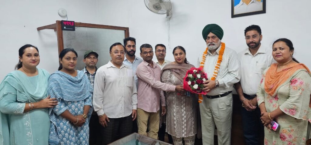 ਪੀਐਸਪੀਸੀਐਲ ਦੇ ਡਾਇਰੈਕਟਰ ਪ੍ਰਬੰਧਕੀ ਜਸਬੀਰ ਸਿੰਘ ਸਨਮਾਨਤ