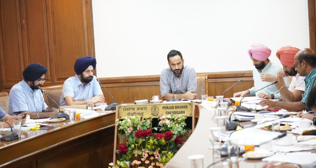 ਮੀਤ ਹੇਅਰ ਵੱਲੋਂ ਕਮਰਸ਼ੀਅਲ ਖਣਨ ਖੱਡਾਂ ਸ਼ੁਰੂ ਕਰਨ ਲਈ 20 ਸਤੰਬਰ ਤੱਕ ਸਭ ਕਾਰਵਾਈਆਂ ਮੁਕੰਮਲ ਕਰਨ ਦੇ ਨਿਰਦੇਸ਼