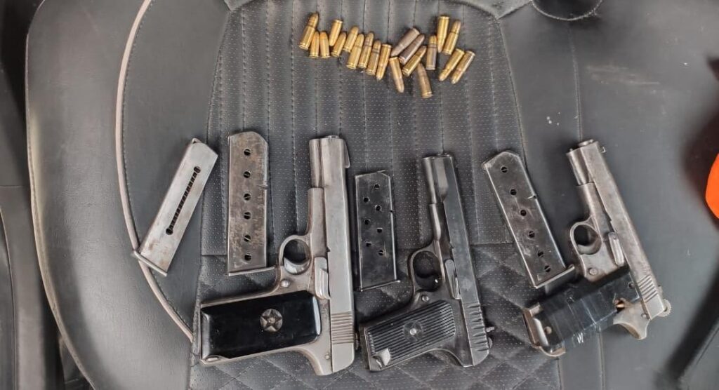 ਏ.ਜੀ.ਟੀ.ਐਫ. ਵੱਲੋਂ ਬਰਨਾਲਾ ਪੁਲਿਸ ਨਾਲ ਸਾਂਝੇ ਆਪਰੇਸ਼ਨ ਵਿੱਚ ਦੋ-ਤਰਫ਼ਾ ਗੋਲੀਬਾਰੀ ਤੋਂ ਬਾਅਦ ਬੰਬੀਹਾ ਗਿਰੋਹ ਦਾ ਮੁੱਖ ਸਰਗਨਾ, ਉਸਦੇ ਤਿੰਨ ਸਾਥੀਆਂ ਸਮੇਤ ਗ੍ਰਿਫਤਾਰ