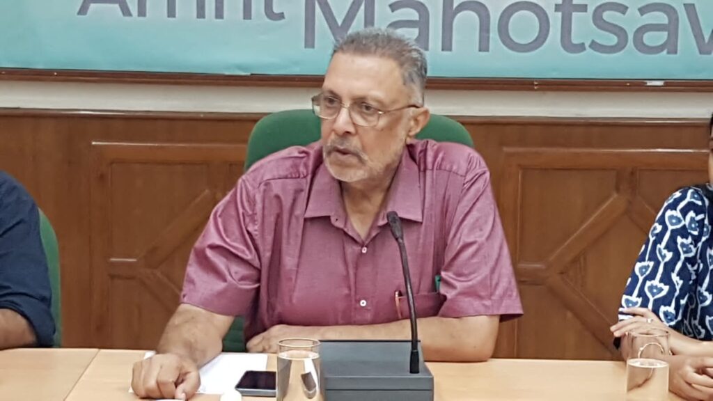 ਸਿਹਤ ਮੰਤਰੀ ਡਾ. ਬਲਬੀਰ ਸਿੰਘ ਵੱਲੋਂ ਹੜ੍ਹ ਪ੍ਰਭਾਵਤ ਲੋਕਾਂ ਨੂੰ ਮੁਆਵਜ਼ਾ ਦੇਣ ਦੇ ਕੰਮ ਦਾ ਜਾਇਜ਼ਾ