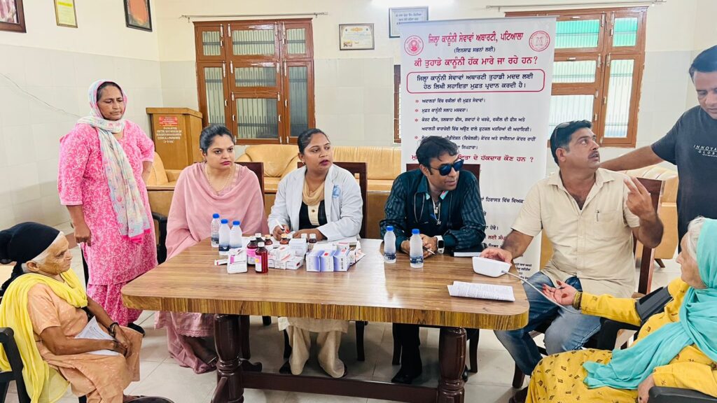 ਜ਼ਿਲ੍ਹਾ ਕਾਨੂੰਨੀ ਸੇਵਾਵਾਂ ਅਥਾਰਟੀ ਨੇ ਵਿਸ਼ਵ ਸੀਨੀਅਰ ਸਿਟੀਜ਼ਨ ਦਿਵਸ ਮੌਕੇ ਲਗਾਏ ਮੈਡੀਕਲ ਕੈਂਪ