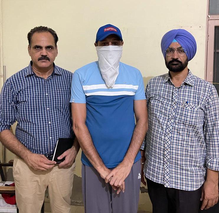 ਵਿਜੀਲੈਂਸ ਵੱਲੋਂ 30,000 ਰੁਪਏ ਰਿਸ਼ਵਤ ਲੈਂਦਾ ਮੌੜ ਵਿਖੇ ਤਾਇਨਾਤ ਡੀ.ਐਸ.ਪੀ. ਕਾਬੂ