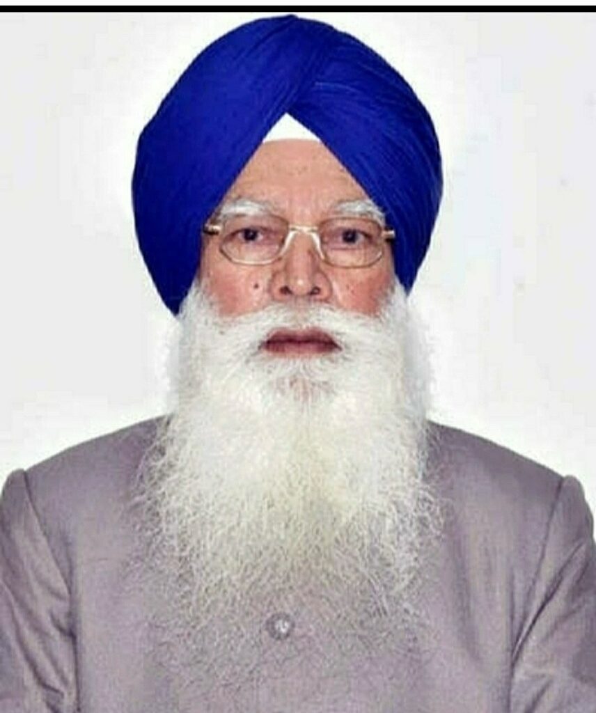 ਪੰਜਾਬ ਦੇ ਰਾਜਪਾਲ ਤੇ ਮੁੱਖ ਮੰਤਰੀ ਨੂੰ ਆਪੋ ਆਪਣੀ ਹਉਮੈ ਛੱਡ ਕੇ ਆਪਣੇ ਅਹੁਦਿਆਂ ਦਾ ਸਤਿਕਾਰ ਕਰਨਾ ਚਾਹੀਦਾ ਹੈ : ਪ੍ਰੋ. ਬਡੂੰਗਰ