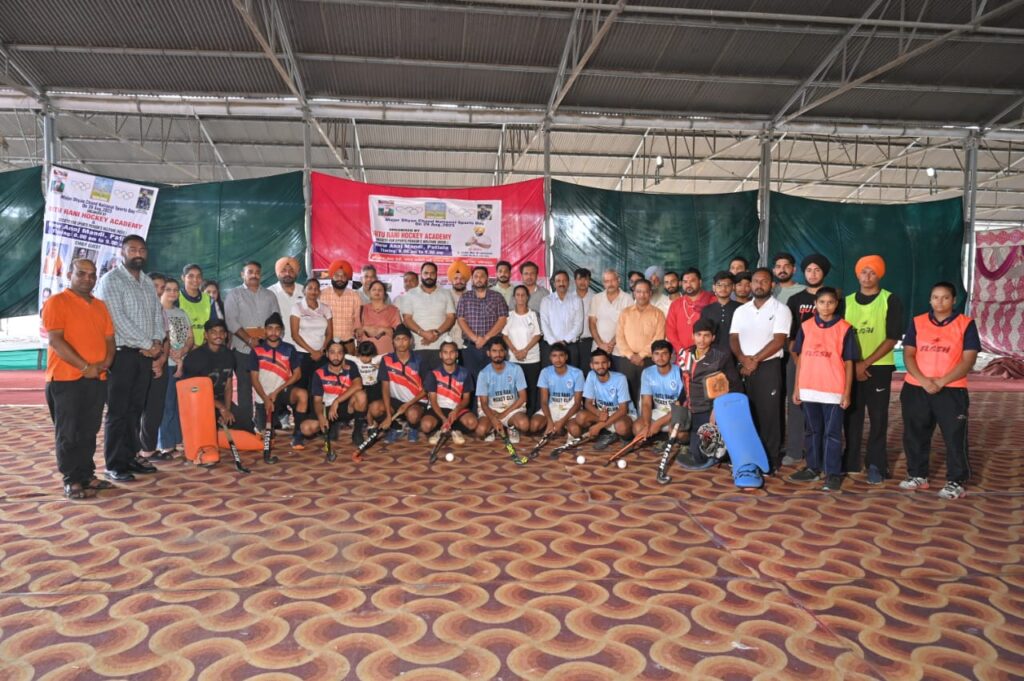 ਸੁਸਾਇਟੀ ਫੋਰ ਸਪੋਰਟਸ ਪਰਸਨਸ ਵੈਲਫੇਅਰ ਤੇ ਰੀਤੂ ਰਾਣੀ ਹਾਕੀ ਅਕੈਡਮੀ ਵੱਲੋਂਲੋ ਰਾਸ਼ਟਰੀ ਖੇਡ ਦਿਵਸ ਮਨਾਇਆ