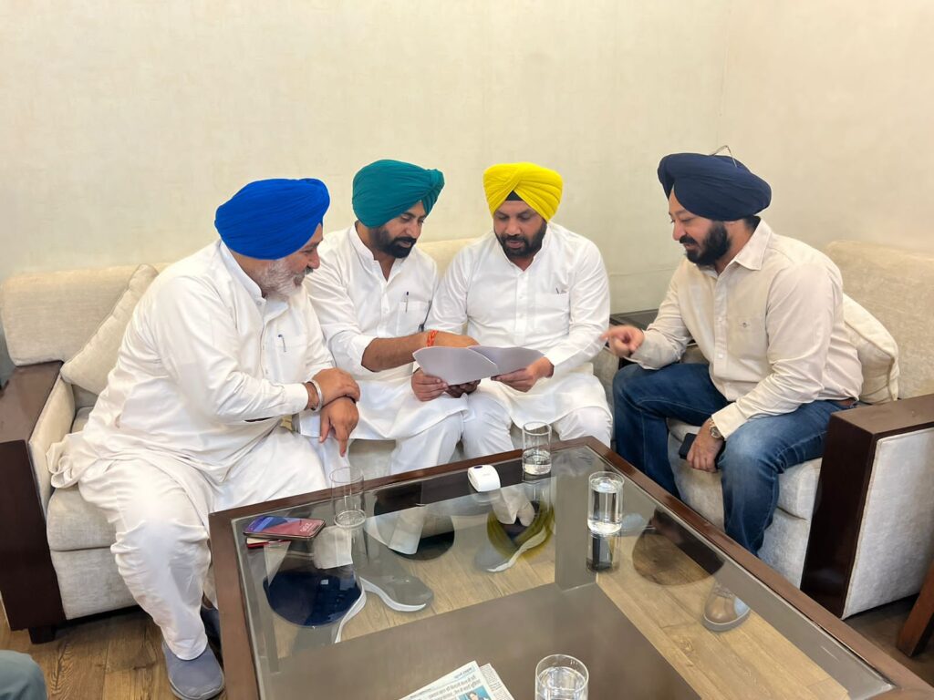 ਪਟਿਆਲਾ ਜ਼ਿਲ੍ਹੇ ਦੀਆਂ ਹੜ੍ਹਾਂ ਨਾਲ ਨੁਕਸਾਨੀਆਂ ਸੜਕਾਂ ਦਾ ਮਾਮਲਾ