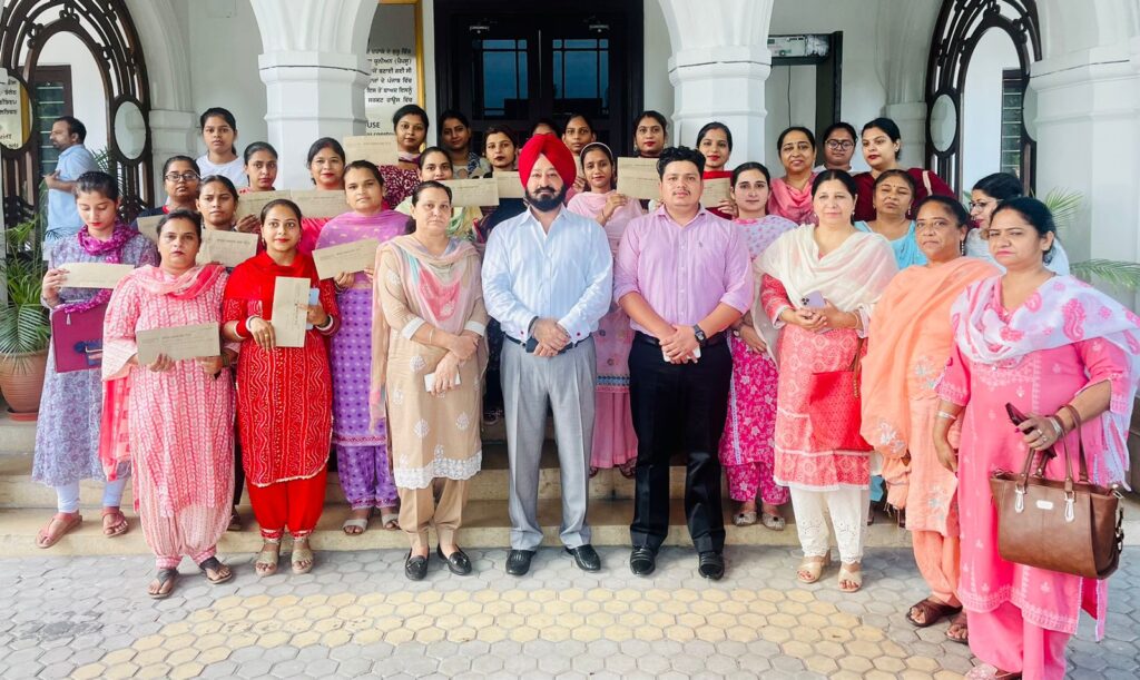 ਆਂਗਣਵਾੜੀ ਕੇਂਦਰਾਂ ਦਾ ਸਮਾਜਿਕ ਸੇਵਾਵਾਂ 'ਚ ਅਹਿਮ ਰੋਲ : ਅਜੀਤਪਾਲ ਕੋਹਲੀ