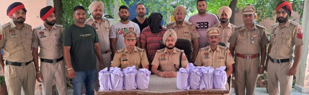 50 ਕਿਲੋ ਹੈਰੋਇਨ ਖੇਪ ਮਾਮਲਾ: ਪੰਜਾਬ ਪੁਲਿਸ ਨੇ ਵੱਡੇ ਨਸ਼ਾ ਤਸਕਰ ਮਲਕੀਅਤ ਕਾਲੀ ਦੇ ਪਿੰਡ ਤੋਂ 12 ਕਿਲੋ ਹੋਰ ਹੈਰੋਇਨ ਕੀਤੀ ਬਰਾਮਦ