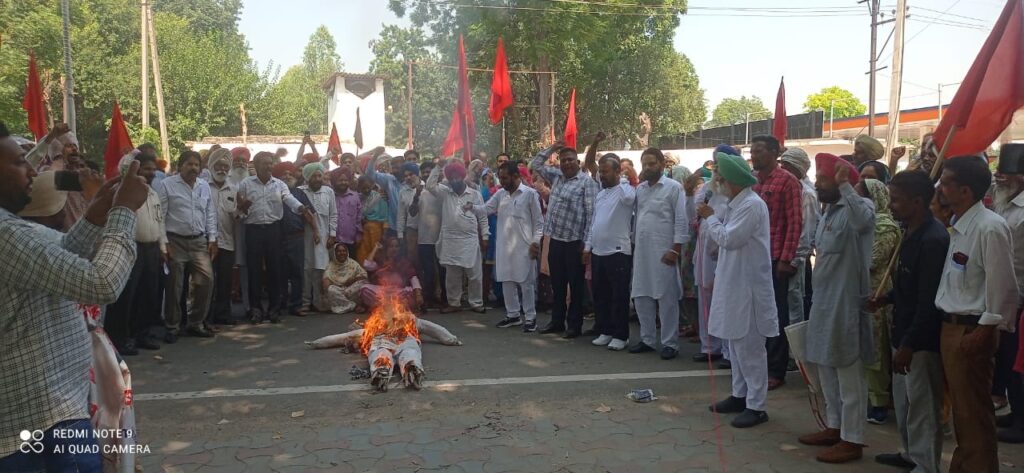 ਚੌਥਾਂ ਦਰਜਾ ਮੁਲਾਜਮ, ਕੱਚੇ ਤੇ ਪੱਕਿਆਂ ਨੇ “ਮੰਗ ਪੰਦਰਵਾੜਾ” ਵਣ ਵਿਭਾਗ ਦਫਤਰਾਂ ਅੱਗੇ ਅਰਥੀ ਫੂੱਕ ਰੈਲੀਆਂ ਕਰਕੇ ਸ਼ੁਰੂ ਕੀਤਾ, “ਅੱਠ ਅਕਤੂਬਰ” ਨੂੰ ਬਰਨਾਲਾ ਵਿਖੇ ਰੈਲੀ ਕਰਨ ਦਾ ਐਲਾਨ ? — ਦਰਸ਼ਨ ਲੁਬਾਣਾ, ਰਣਜੀਤ ਰਾਣਵਾ, ਨੋਲੱਖਾ