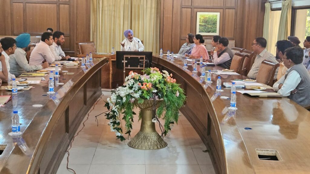 ਚੇਤਨ ਸਿੰਘ ਜੌੜਾਮਾਜਰਾ ਵੱਲੋਂ ਸੂਬੇ 'ਚ ਖੁੰਬ ਉਤਪਾਦਨ ਨੂੰ ਪ੍ਰਫੁੱਲਿਤ ਕਰਨ ਲਈ ਹਰ ਹੰਭਲਾ ਮਾਰਨ ਦੀ ਹਦਾਇਤ