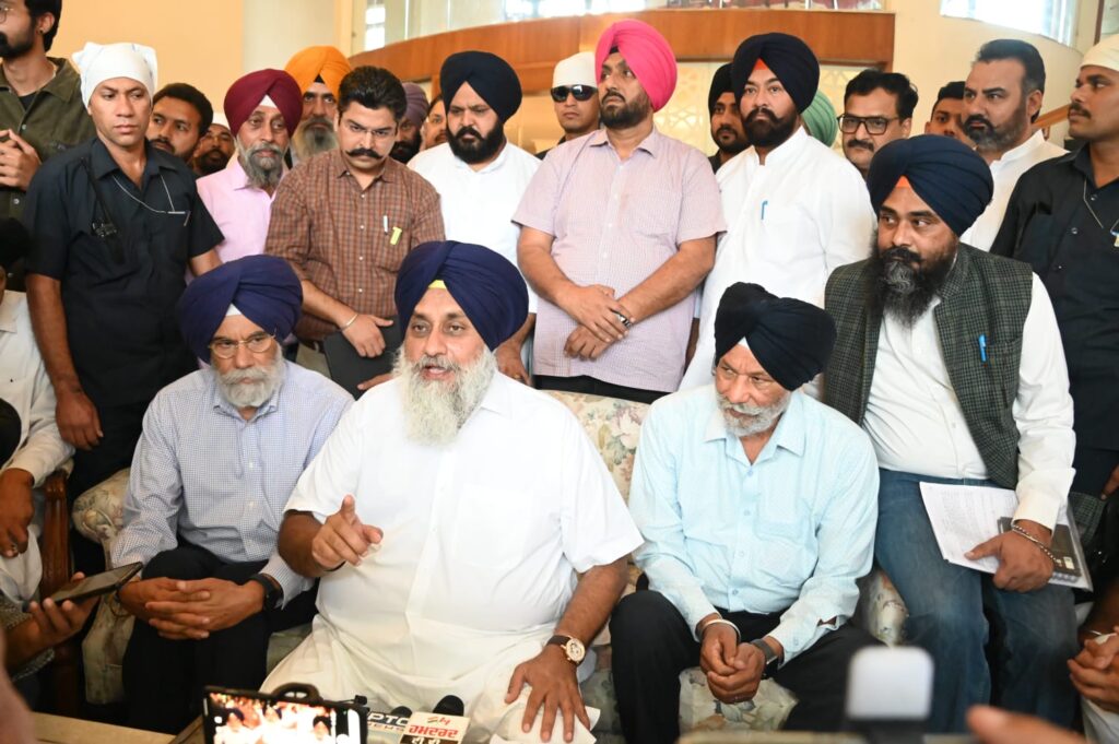 ਆਮ ਆਦਮੀ ਪਾਰਟੀ ਕੈਂਸਰ ਦੀ ਬਿਮਾਰੀ ਜਿਹੜੇ ਘਰ ਵੜ੍ਹੇਗੀ ਘਰ ਤਬਾਹ ਕਰ ਦੇਵੇਗੀ: ਸੁਖਬੀਰ ਸਿੰਘ ਬਾਦਲ ਨੇ ਚੋਣਾਂ ਵਾਲੇ ਰਾਜਾਂ ਦੇ ਲੋਕਾਂ ਨੂੰ ਕੀਤਾ ਚੌਕਸ