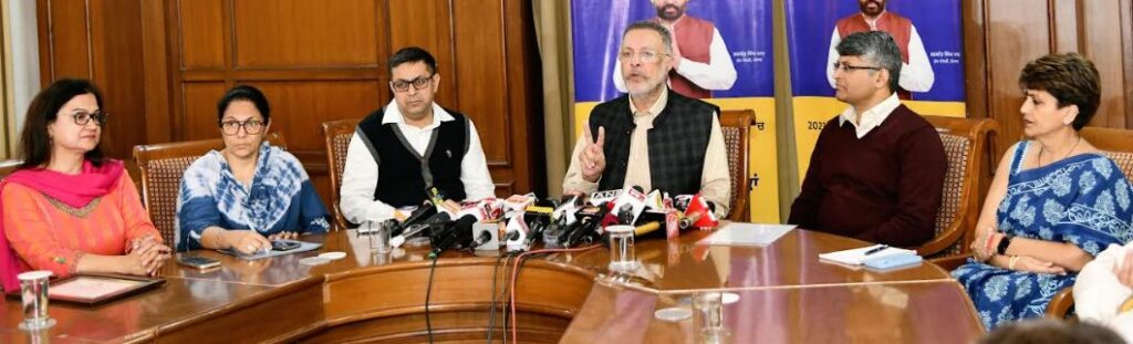 ਆਮ ਆਦਮੀ ਕਲੀਨਿਕਾਂ ਨੂੰ ਅੰਤਰਰਾਸ਼ਟਰੀ ਮਾਨਤਾ ਮਿਲੀ: ਪੰਜਾਬ ਦੇ ਸਿਹਤ ਮੰਤਰੀ ਵੱਲੋਂ ਕੇਂਦਰ ਸਰਕਾਰ ਨੂੰ ਆਯੁਸ਼ਮਾਨ ਫੰਡ ਦੇ 621 ਕਰੋੜ ਰੁਪਏ ਜਾਰੀ ਕਰਨ ਦੀ ਅਪੀਲ