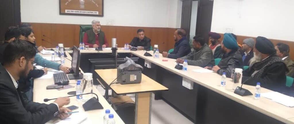 ਪੰਜਾਬ ਸਰਕਾਰ ਕਣਕ ਅਤੇ ਝੋਨੇ ਦੀ ਸੁਚੱਜੀ ਖ਼ਰੀਦ ਨੂੰ ਯਕੀਨੀ ਬਣਾਉਣ ਲਈ ਪੱਲੇਦਾਰਾਂ ਦੇ ਯੋਗਦਾਨ ਨੂੰ ਮਾਨਤਾ ਦਿੰਦੀ ਹੈ: ਲਾਲ ਚੰਦ ਕਟਾਰੂਚੱਕ