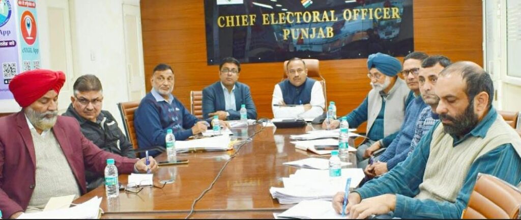 ਪੰਜਾਬ ਦੇ ਮੁੱਖ ਚੋਣ ਅਧਿਕਾਰੀ ਵੱਲੋਂ ਸਾਰੇ ਡਿਪਟੀ ਕਮਿਸ਼ਨਰਾਂ ਨੂੰ "ਇਸ ਵਾਰ 70 ਪਾਰ" ਵੋਟ ਪ੍ਰਤੀਸ਼ਤ ਦਾ ਟੀਚਾ