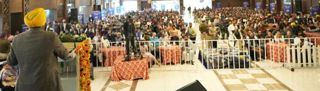 ਪਠਾਨਕੋਟ ਨੂੰ ਵਿਸ਼ੇਸ਼ ਸਨਅਤੀ ਅਤੇ ਵਪਾਰਕ ਪੈਕੇਜ ਦੇਣ ਦੀ ਸੰਭਾਵਨਾ ਲੱਭਾਂਗੇਃ ਮੁੱਖ ਮੰਤਰੀ