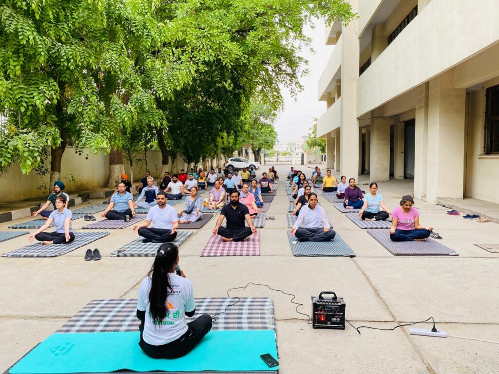 ਜ਼ਿਲ੍ਹਾ ਕਾਨੂੰਨੀ ਸੇਵਾਵਾਂ ਅਥਾਰਟੀ ਨੇ ਕੌਮਾਂਤਰੀ ਯੋਗ ਦਿਵਸ ਮਨਾਇਆ