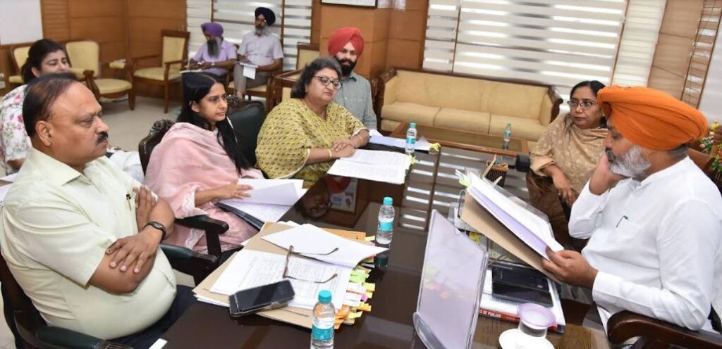 ਪੰਜਾਬ ਸਰਕਾਰ ਨੇ ਨੇਤਰਹੀਣ ਵਿਅਕਤੀਆਂ ਦੇ ਸਹਾਇਕਾਂ ਲਈ ਮੁਫ਼ਤ ਬੱਸ ਯਾਤਰਾ ਦੀ ਸਹੂਲਤ ਸ਼ੁਰੂ ਕੀਤੀ: ਡਾ. ਬਲਜੀਤ ਕੌਰ