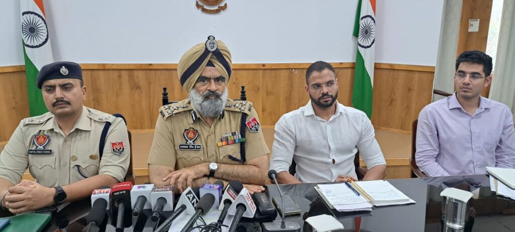 ਡੀ.ਆਈ.ਜੀ ਹਰਚਰਨ ਸਿੰਘ ਭੁੱਲਰ ਵੱਲੋਂ ਜ਼ਿਲ੍ਹਾ ਸੰਗਰੂਰ ਵਿੱਚ ਨਸ਼ਿਆਂ ਨੂੰ ਮੁਕੰਮਲ ਠੱਲ੍ਹ ਪਾਉਣ ਲਈ 'ਮਿਸ਼ਨ ਸਹਿਯੋਗ ' ਨੂੰ ਸਫ਼ਲ ਬਣਾਉਣ ਦਾ ਸੱਦਾ