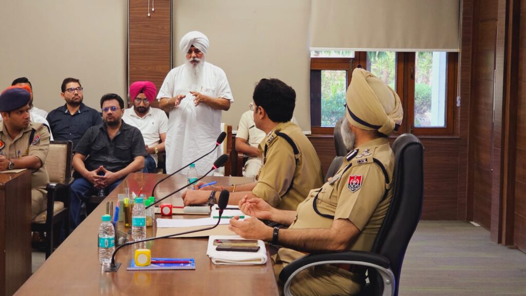 ਨਸ਼ਿਆਂ ਨੂੰ ਜੜ੍ਹੋਂ ਖ਼ਤਮ ਕਰਨ ਲਈ ਸਖ਼ਤ ਕਾਰਵਾਈ ਦੇ ਨਾਲ ਨਾਲ ਜਾਗਰੂਕਤਾ ਮੁਹਿੰਮ ਵੀ ਜ਼ਰੂਰੀ : ਡੀ.ਆਈ.ਜੀ. ਹਰਚਰਨ ਸਿੰਘ ਭੁੱਲਰ