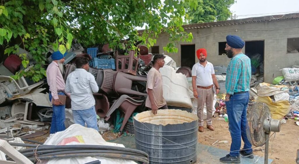 ਸਿਹਤ ਵਿਭਾਗ ਵਲੋ ਡੇਂਗੂ ਅਤੇ ਚਿਕਨਗੁਨੀਆਂ ਬਿਮਾਰੀ ਦੀ ਰੋਕਥਾਮ ਉਪਰਾਲੇ