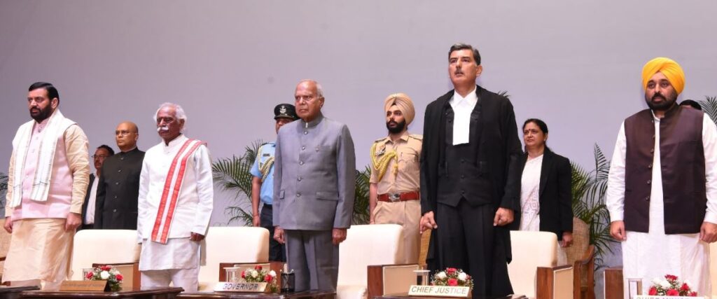 ਪੰਜਾਬ ਦੇ ਰਾਜਪਾਲ ਨੇ ਜਸਟਿਸ ਸ਼ੀਲ ਨਾਗੂ ਨੂੰ ਪੰਜਾਬ ਅਤੇ ਹਰਿਆਣਾ ਹਾਈ ਕੋਰਟ ਦੇ ਚੀਫ਼ ਜਸਟਿਸ ਵਜੋਂ ਸਹੁੰ ਚੁਕਾਈ