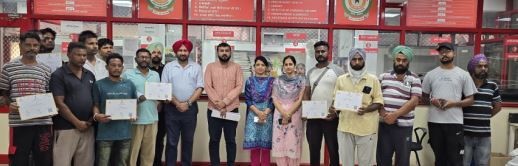 ਪੰਜਾਬ ਸਕਿੱਲ ਡਿਵੈਲਪਮੈਂਟ ਮਿਸ਼ਨ ਵੱਲੋਂ ਹੁਨਰ ਸਿਖਲਾਈ ਲੈਣ ਵਾਲੇ ਉਮੀਦਵਾਰਾਂ ਨੂੰ ਸਰਟੀਫਿਕੇਟ ਤਕਸੀਮ