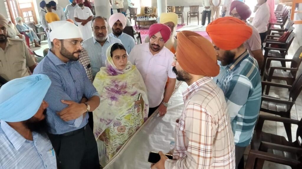 ਵਿਧਾਇਕ ਨਰਿੰਦਰ ਕੌਰ ਭਰਾਜ ਅਤੇ ਡੀ.ਸੀ. ਜਤਿੰਦਰ ਜੋਰਵਾਲ ਨੇ ਪਿੰਡ ਚੰਗਾਲ ਚ ਲੱਗੇ ਲੋਕ ਸੁਵਿਧਾ ਕੈਂਪ ਦੌਰਾਨ ਸੁਣੇ ਲੋਕਾਂ ਦੇ ਮਸਲੇ
