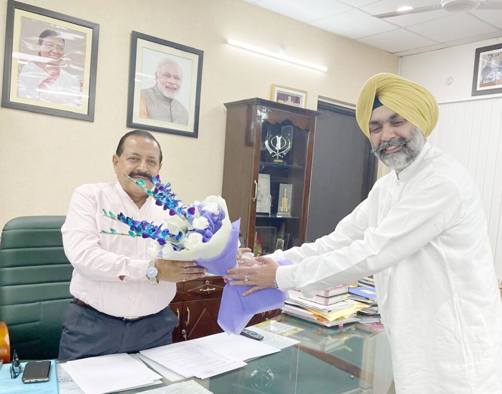 ਗੁਰਤੇਜ ਢਿੱਲੋਂ ਵਲੋਂ ਉਲੀਕੇ ਕਰੋੜਾਂ ਦੇ ਪ੍ਰੋਜੈਕਟਾਂ ਦੀ ਚਰਚਾ ਪ੍ਰਧਾਨ ਮੰਤਰੀ ਤੱਕ ਪੁੱਜੀ-