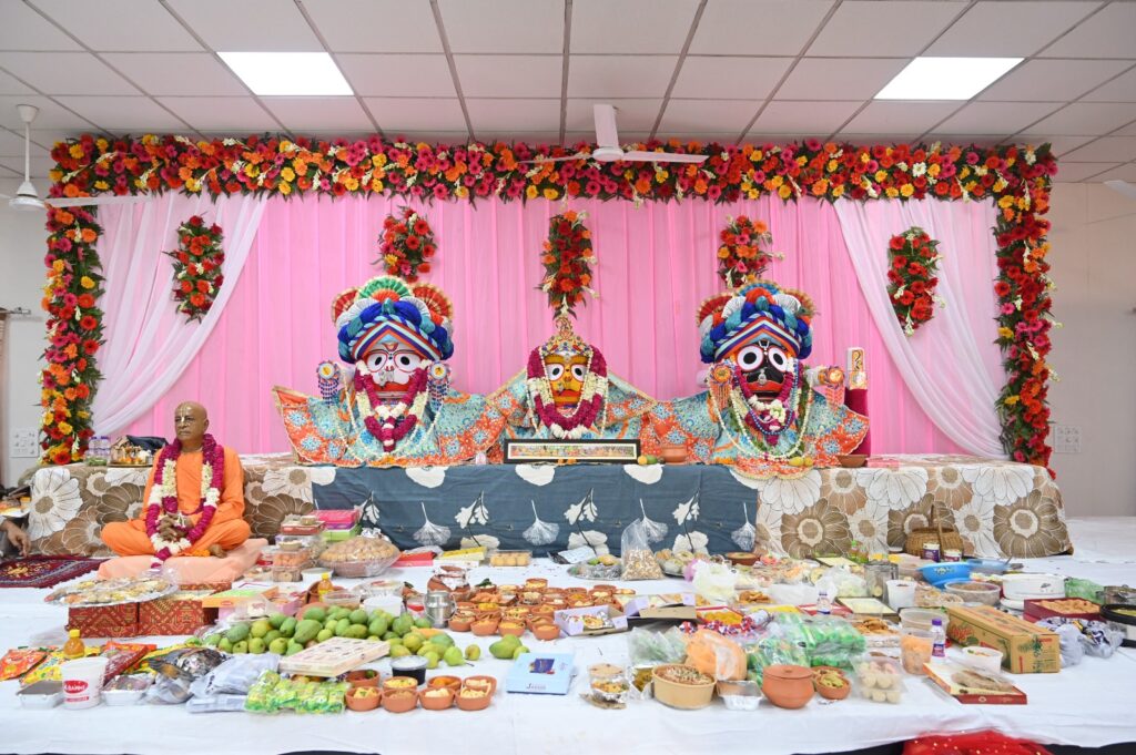 ਇੰਟਰਨੈਸ਼ਨਲ ਸੋਸਾਇਟੀ ਆਫ ਕ੍ਰਿਸ਼ਨ ਕਾਊਸੀਨੇਸ਼ਨ ਇਸ਼ਕਾਨ ਚੰਡੀਗੜ੍ਹ ਅਤੇ ਇਸ਼ਕਾਨ ਫੈਸਟੀਵਲ ਕਮੇਟੀ ਨੇ ਕੀਤਾ ਭਗਵਾਨ ਜਗਨ ਨਾਥ ਰੱਥ ਯਾਤਰਾ ਦੀ 22ਵੀਂ ਵਾਰ ਸਮਾਪਨ ਸਮਾਰੋਹ ਦਾ ਆਯੋਜਨ