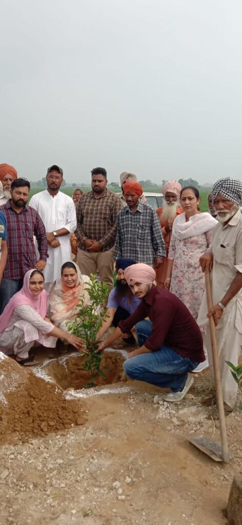 ਸੰਗਰੂਰ ਨੂੰ ਹਰਿਆ-ਭਰਿਆ ਬਣਾਉਣ ਲਈ ਵਿਧਾਇਕ ਨਰਿੰਦਰ ਕੌਰ ਭਰਾਜ ਨੇ ਸਾਰੋਂ-ਪਲਾਸੌਰ ਰੋਡ ‘ਤੇ 4000 ਬੂਟੇ ਲਾਉਣ ਦੇ ਕੰਮ ਦੀ ਕਰਵਾਈ ਸ਼ੁਰੂਆਤ