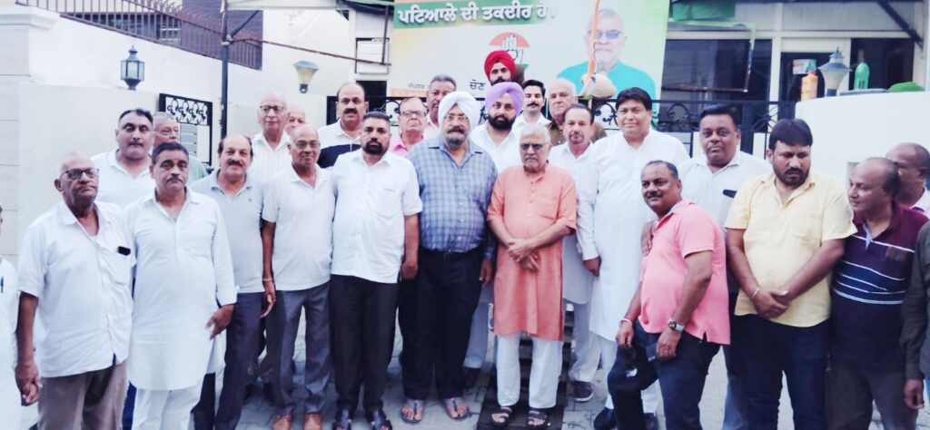 ਨਰਿੰਦਰ ਲਾਲੀ ਅਤੇ ਕਾਂਗਰਸੀ ਲੀਡਰਾਂ ਨੇ ਡਾ.ਗਾਂਧੀ ਨਾਲ ਕੀਤੀ ਵਿਸ਼ੇਸ਼ ਮੁਲਾਕਾਤ