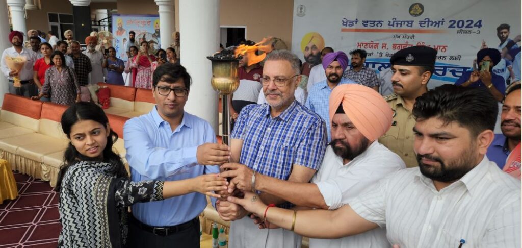 'ਖੇਡਾਂ ਵਤਨ ਪੰਜਾਬ ਦੀਆਂ' ਸੀਜ਼ਨ-3 ਦੀ ਮਸ਼ਾਲ ਦਾ ਪਟਿਆਲਾ ਪੁੱਜਣ 'ਤੇ ਹੋਇਆ ਭਰਵਾਂ ਸਵਾਗਤ