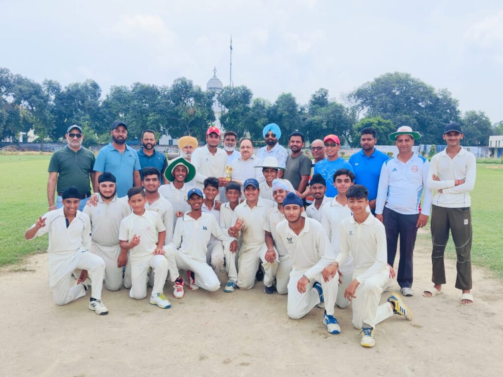 ਅੰਡਰ-17 (ਮੁੰਡੇ) ਕ੍ਰਿਕਟ ਟੂਰਨਾਮੈਂਟ ਵਿੱਚ ਬੁੱਢਾ ਦਲ ਸਕੂਲ ਨੇ ਪਹਿਲਾ, ਬ੍ਰਿਟਿਸ਼ ਸਕੂਲ ਨੇ ਦੂਜਾ ਅਤੇ ਪਲੇ ਵੇਜ਼ ਸਕੂਲ ਨੇ ਤੀਜਾ ਸਥਾਨ ਹਾਸਲ ਕੀਤਾ