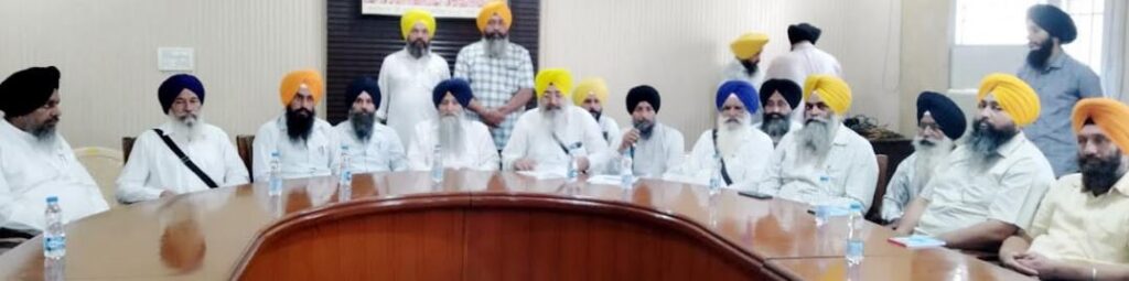 ਸ਼ੋ੍ਰਮਣੀ ਕਮੇਟੀ ਜਥੇਦਾਰ ਗੁਰਚਰਨ ਸਿੰਘ ਟੌਹੜਾ ਦਾ 100ਵਾਂ ਜਨਮ ਦਿਨ ਧੂਮਧਾਮ ਨਾਲ ਮਨਾਏਗੀ : ਜਥੇਦਾਰ ਗੜ੍ਹੀ