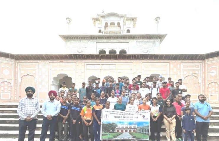 ਵਿਸ਼ਵ ਸੈਰ ਸਪਾਟਾ ਦਿਵਸ ਮੌਕੇ ਵਿਦਿਆਰਥੀਆਂ ਨੇ ਕੀਤੀ ਵਿਰਾਸਤੀ ਥਾਵਾਂ ਦੀ ਸੈਰ