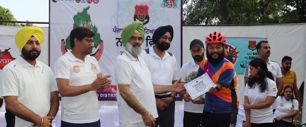 ਪਟਿਆਲਾ ਪੁਲਿਸ ਤੇ ਜ਼ਿਲ੍ਹਾ ਪ੍ਰਸ਼ਾਸਨ ਵੱਲੋਂ ਨਸ਼ਿਆਂ ਵਿਰੁੱਧ ਨਰੋਈ ਸਿਹਤ ਪ੍ਰਤੀ ਜਾਗਰੂਕਤਾ ਲਈ ਸਾਇਕਲੋਥੌਨ