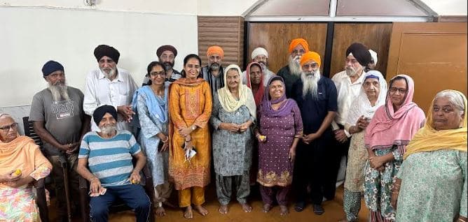 ਡਿਪਟੀ ਕਮਿਸ਼ਨਰ ਡਾ. ਪ੍ਰੀਤੀ ਯਾਦਵ ਨੇ ਮਾਤਾ ਖੀਵੀ ਬਿਰਧ ਘਰ ਵਿਖੇ ਬਜ਼ੁਰਗਾਂ ਨਾਲ ਮਨਾਈ ਦਿਵਾਲੀ